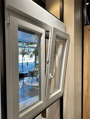 Ventanas con apertura oscilobatiente